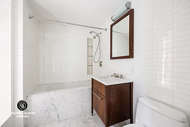 Rented by Coldwell Banker Warburg