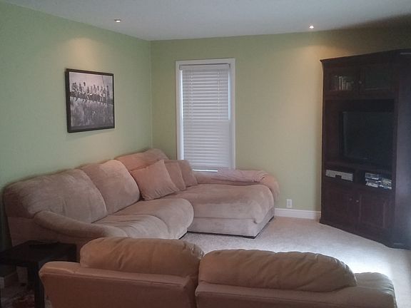 Nice sized loving room