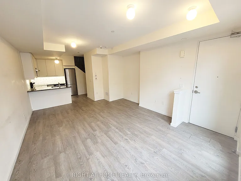 300 Alex Gardner Cir #47 — Photo 4