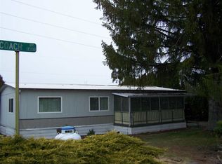 17215 E Coach Dr, Greenacres, WA 99016