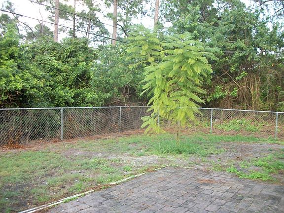3rd image of 1025 SW Mantilla Ave