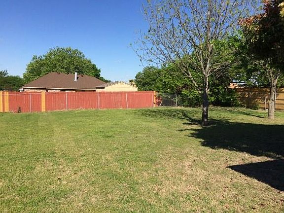5th image of 2007 Glenn Ln