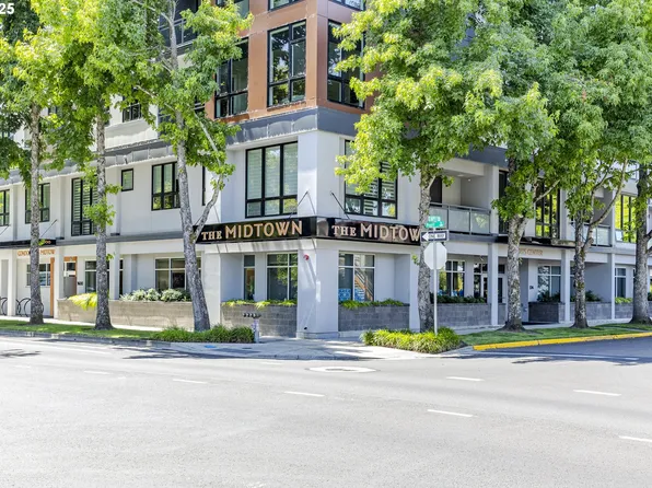 1600 Pearl St #303, Eugene, OR 97401