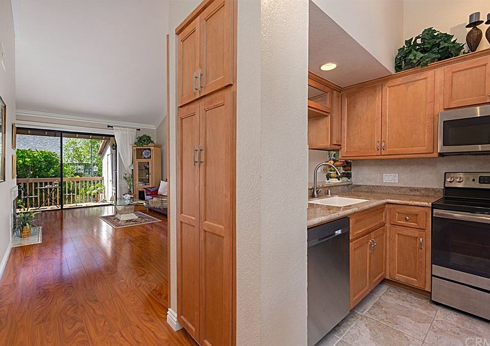 1st image of 26701 Quail Crk APT 279