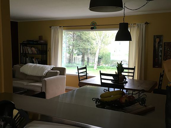 4th image of 2913 Duchess Dr