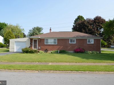 50 Palmer Dr, Camp Hill, PA, 17011