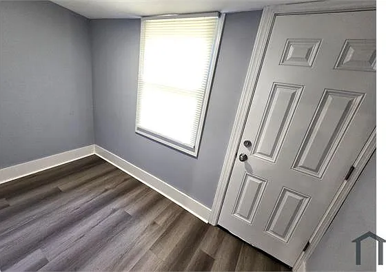 6542 Regent St — Photo 13