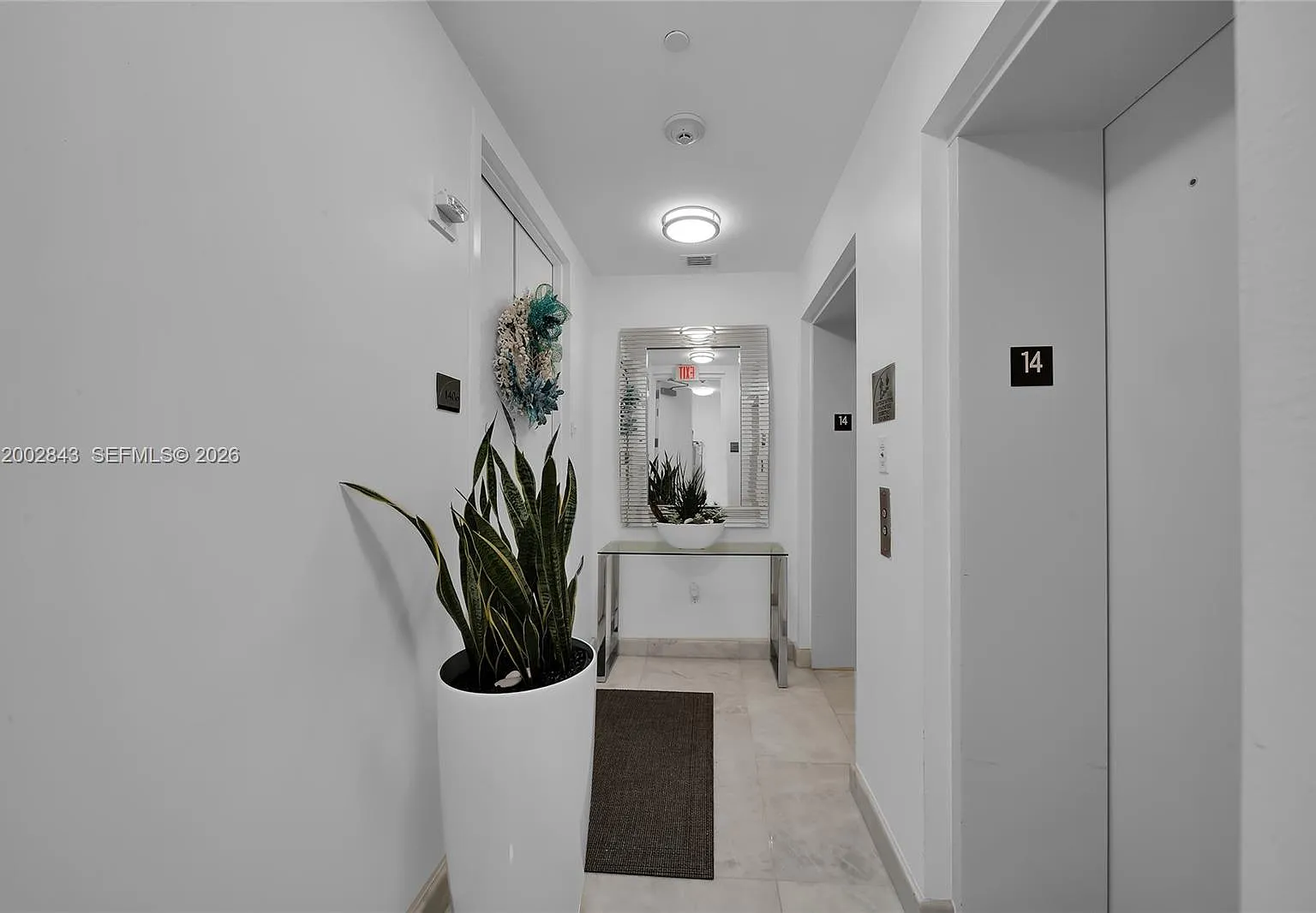 3 bed, 2563 sqft, $13,950 — Photo 3