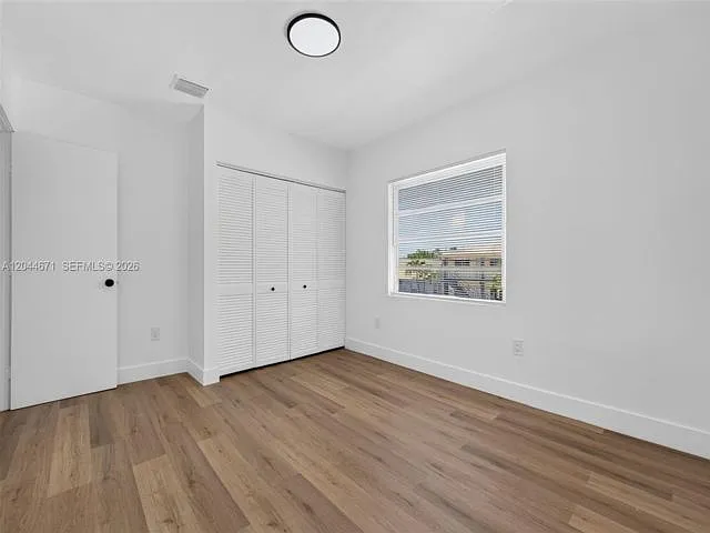 1900 SW 6th St — Photo 13
