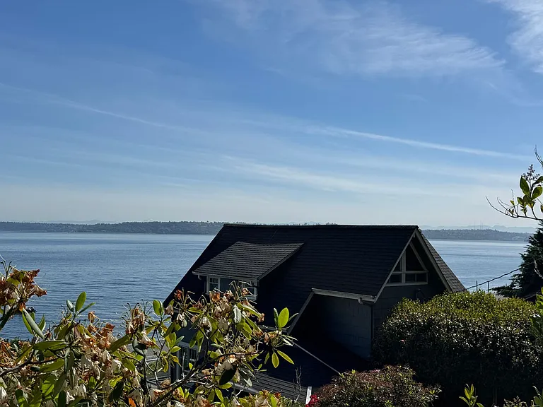 7862 NE Yeomalt Point Dr — Photo 17