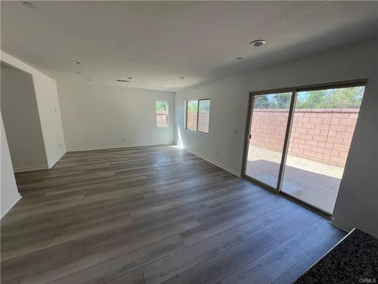 24024 Roybal Way — Photo 7