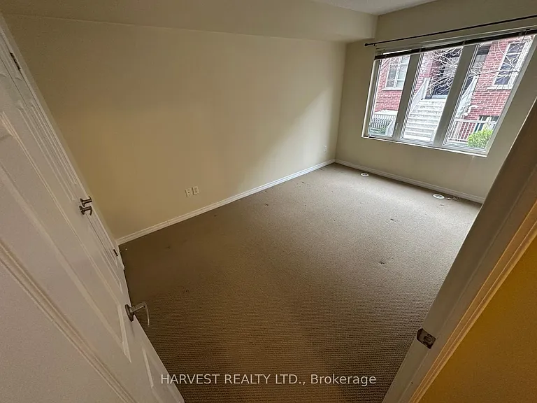 11 Ruttan St #125 — Photo 12