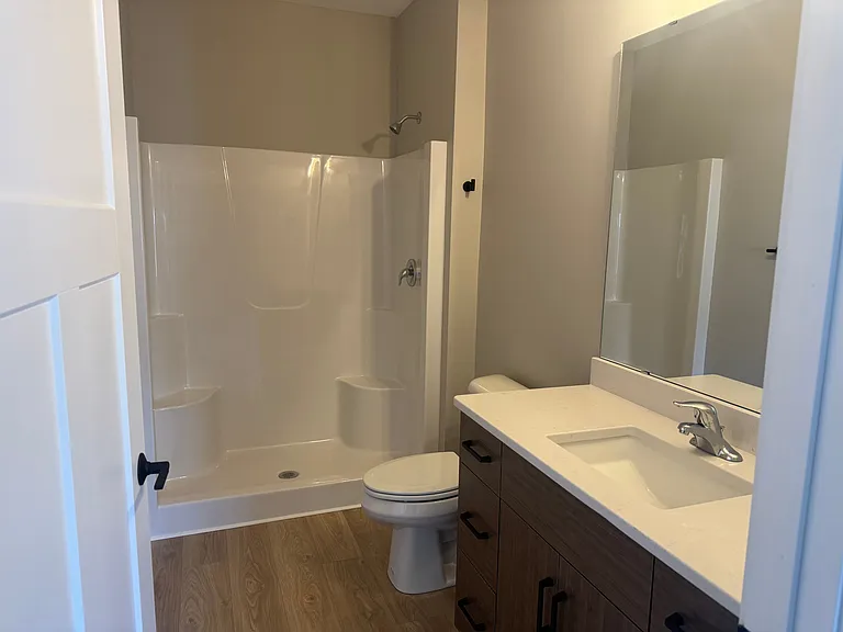 260 S Chestnut St — Photo 14