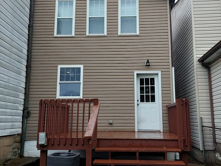 4790 Yew St — Photo 9