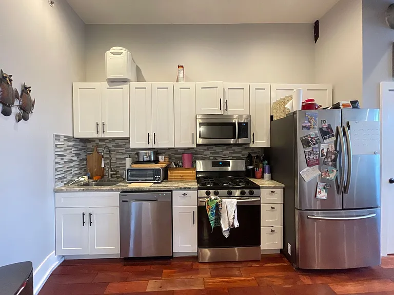 1025 E Montgomery Ave — Photo 4