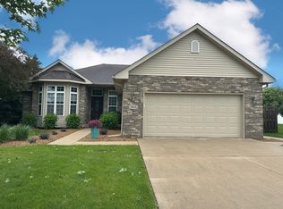 1415 Canter Cir, Bourbonnais, IL 60914