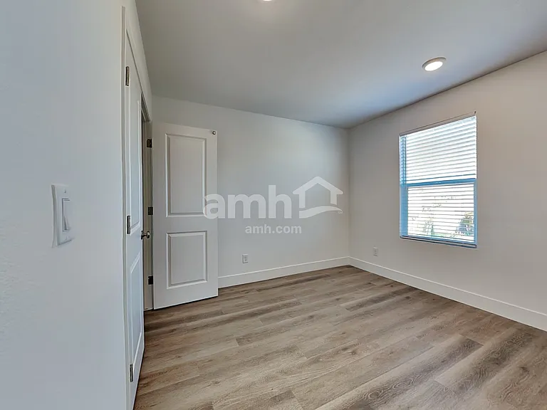 4288 Halo Hollyhock St — Photo 11