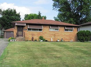 5537 Vickie Ln, Bedford Heights, OH
