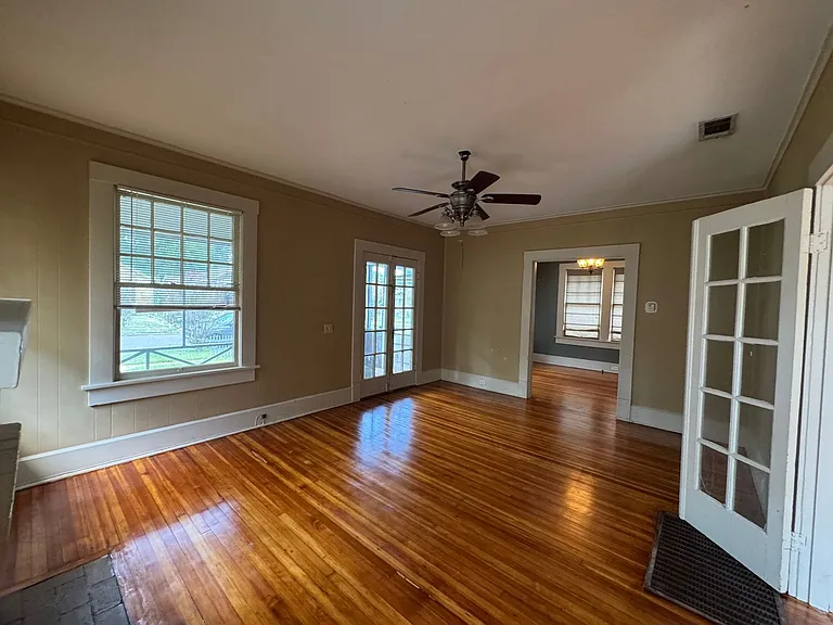 425 Atkins Ave — Photo 14