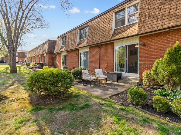 33 Russell Street APT 4, Griswold, CT 06351