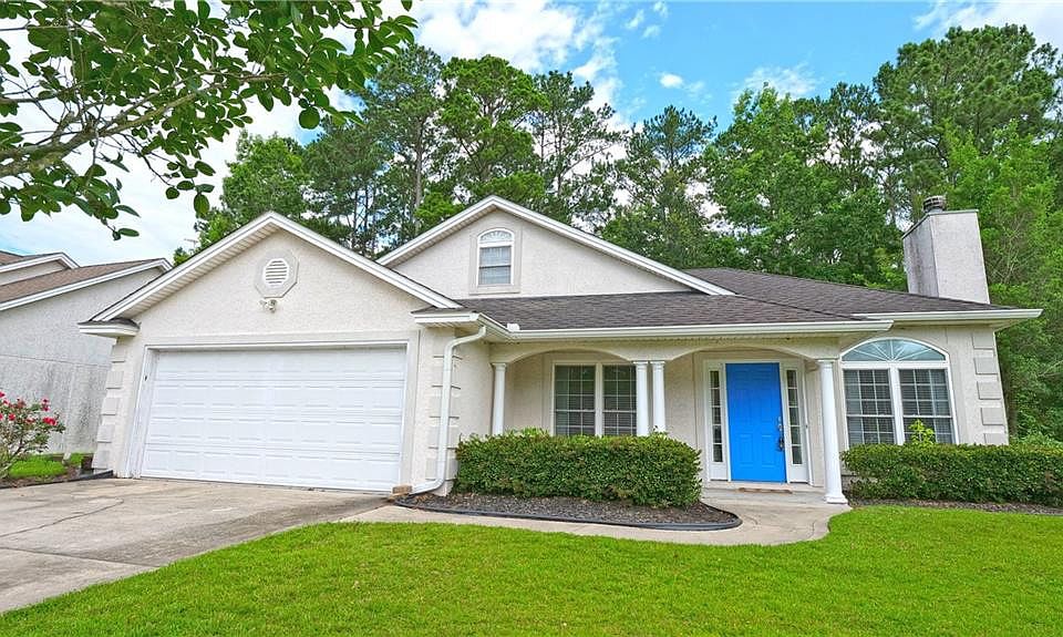1st image of 38 Hardwood Forest Cir