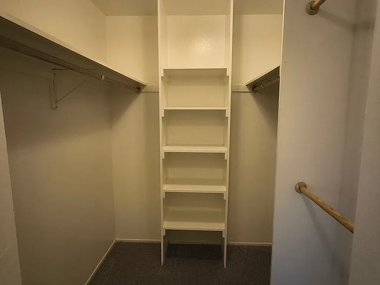 5 Commodore Dr #412 — Photo 54