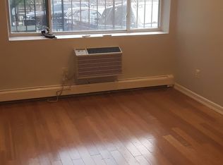 15512 107th Ave, Jamaica, NY 11433