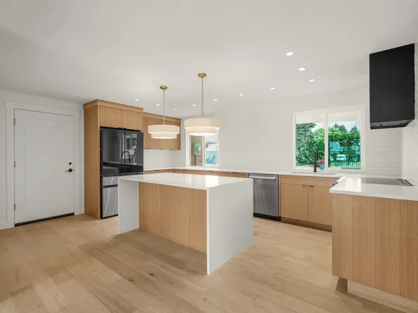 2410 NE 172nd Ave, Vancouver, WA 98684