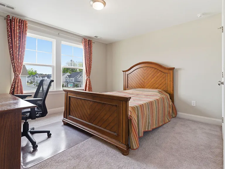 3524 Horton Grant Ct — Photo 16