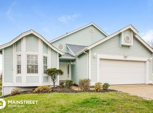 5420 Priorybrook Rd, Florissant, MO 63033