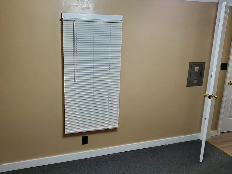 107 Chandler Ave #MANUFACTUR — Photo 12