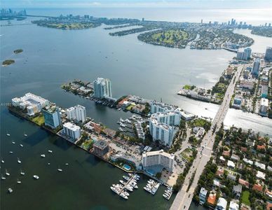 7933 West Dr APT 1025, North Bay Village, FL, 33141