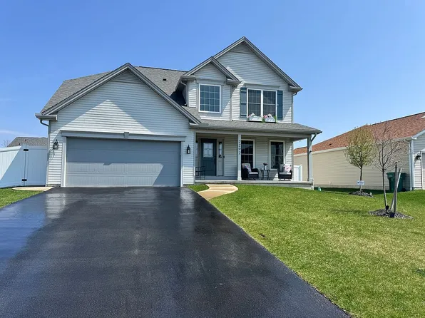 2292 Agassiz Dr, Lake View, NY 14085