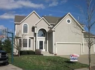 21502 W 99th Ter, Lenexa, KS 66220