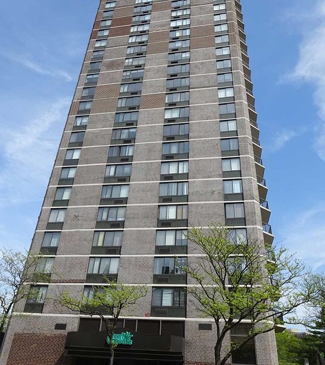 1st image of 770 Anderson Ave APT 7C