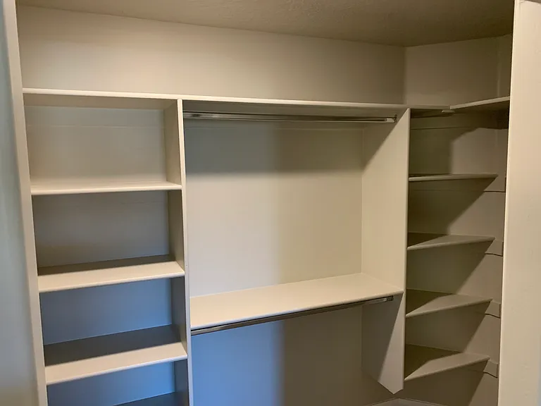 508 N 480 W — Photo 16