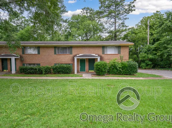 2150 20th St APT 2, Calera, AL 35040