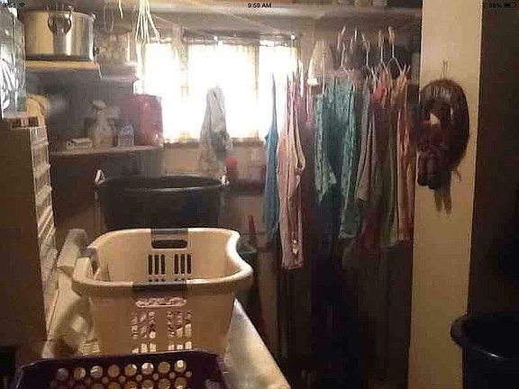 Laundry room/ utility room