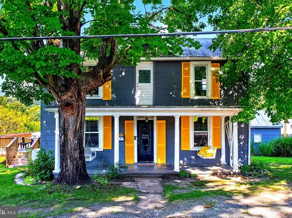 101 2nd St, Shenandoah, VA 22849