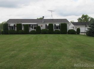 10796 Yale Rd, Yale, MI 48097