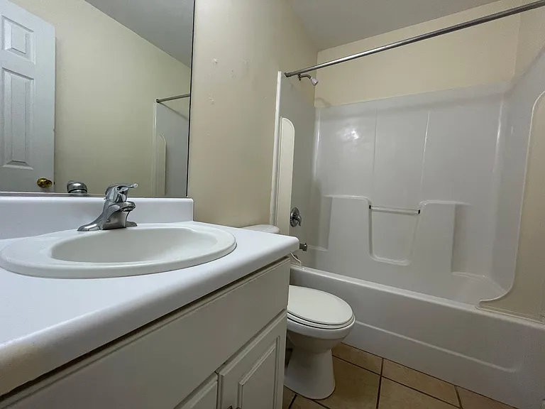 307 Starling Dr — Photo 16