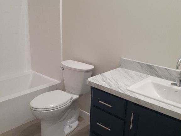 5th image of 560 Goodale Rd #560