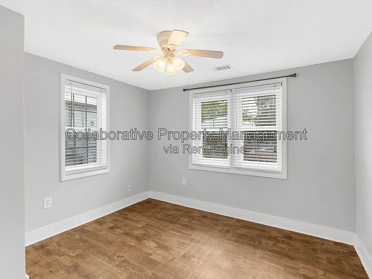 2025 Eppinger St — Photo 13