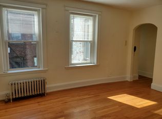 11 Grove St APT 11, Boston, MA 02114