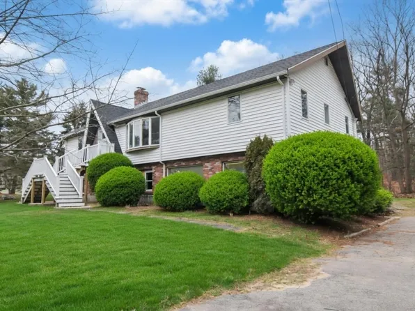 5 Flintlocke Rd, Franklin, MA 02038