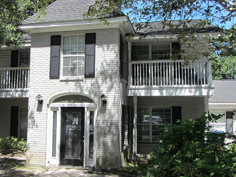 2nd image of 4006 Oak Ave