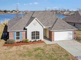 5336 Faulkner Dr, Darrow, LA 70725