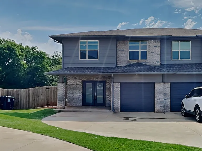 13526 Vinita Dr — Photo 1