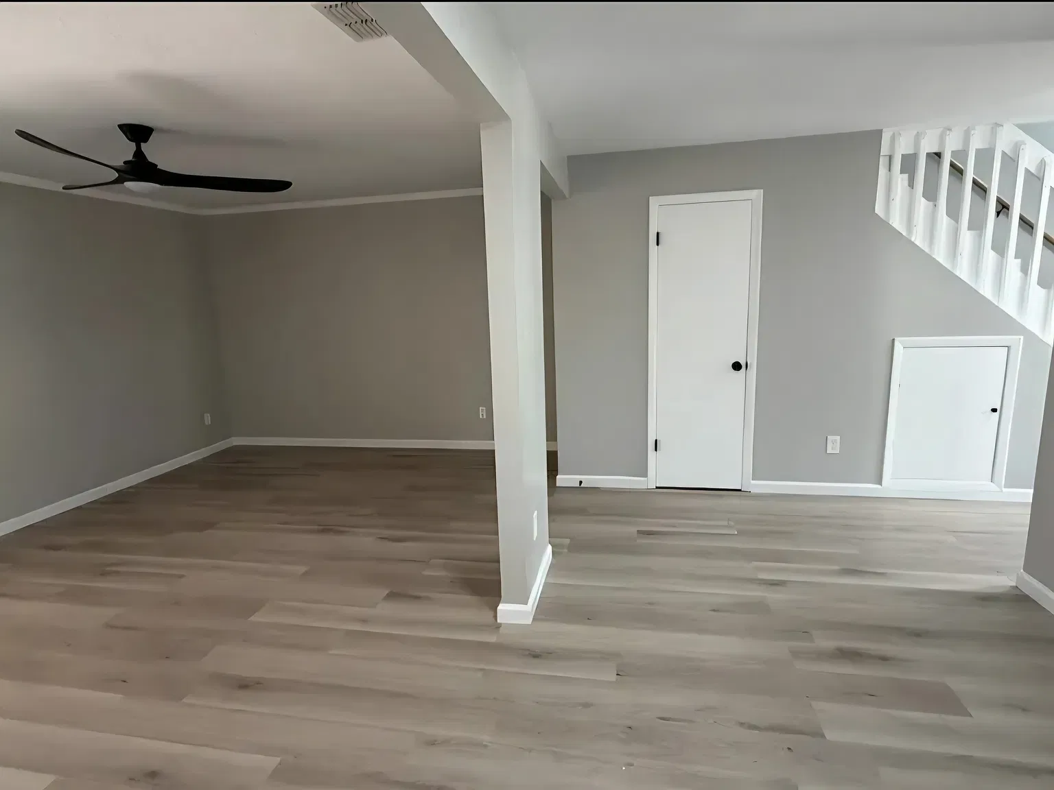 2 bed, 1.5 bath, 1302 sqft, $2,100 — Photo 3