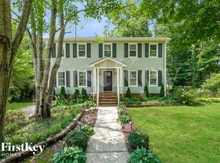 7 Stoney Glen Pl, Greensboro, NC 27409